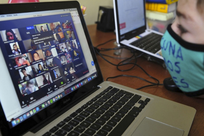 Adicci&oacute;n a la tecnolog&iacute;a y p&eacute;rdida de "los tiempos vac&iacute;os", otra desigualdad educativa