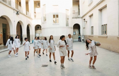SOBRE LA EFICIENCIA DE LA ESCUELA P&Uacute;BLICA