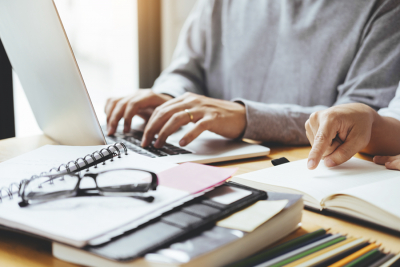 CONVOCATORIA 2020 DE BECAS DE INVESTIGACI&Oacute;N DE FINALIZACI&Oacute;N DE POSGRADO PARA DOCENTES