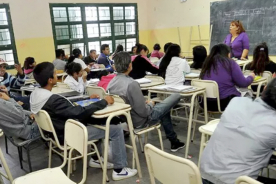 Solo el 5% de los chicos que abandonan la escuela se anotan para terminar la secundaria despu&eacute;s como adultos