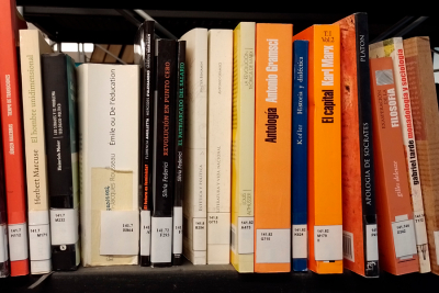 La Biblioteca Central de la UNIPE inaugura la sala de lectura y ampl&iacute;a sus horarios y servicios.
