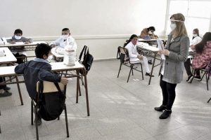 El desaf&iacute;o de educar: entre la emergencia y el largo plazo