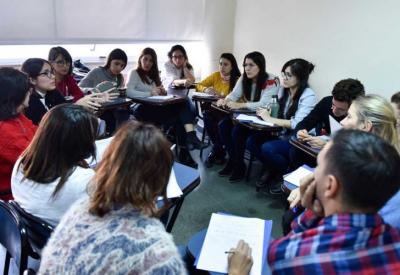 Capacitaci&oacute;n para concursos p&uacute;blicos de antecedentes y oposici&oacute;n para cargos de ascenso en el sistema educativo pampeano.