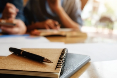 Convocatoria 2024 de becas de investigaci&oacute;n de finalizaci&oacute;n de posgrado para estudiantes